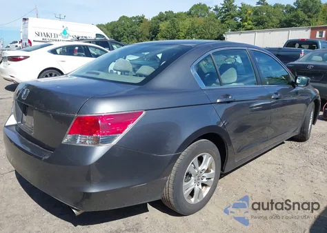 2009 Honda Accord 2.4 Lx-P z USA, uszkodzony, nr VIN 1HGCP26459A177697